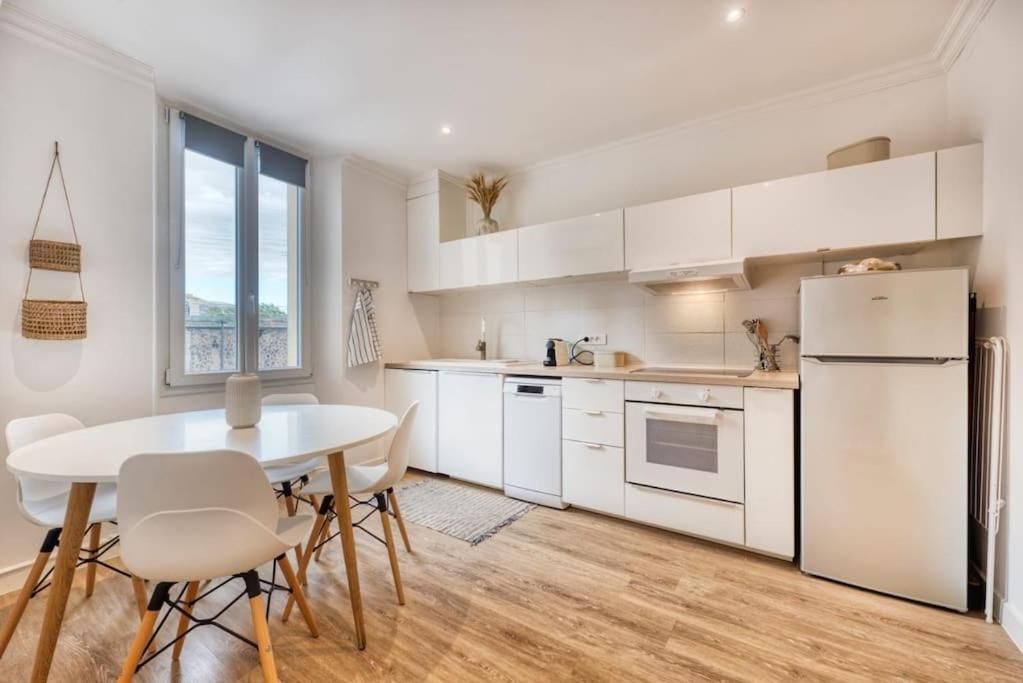 Appartement Neuf Centre Ville Et Plage A Proximite Saint-Raphaël エクステリア 写真
